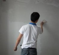 油漆工工资多少钱一天 怎样选择合格的油漆工